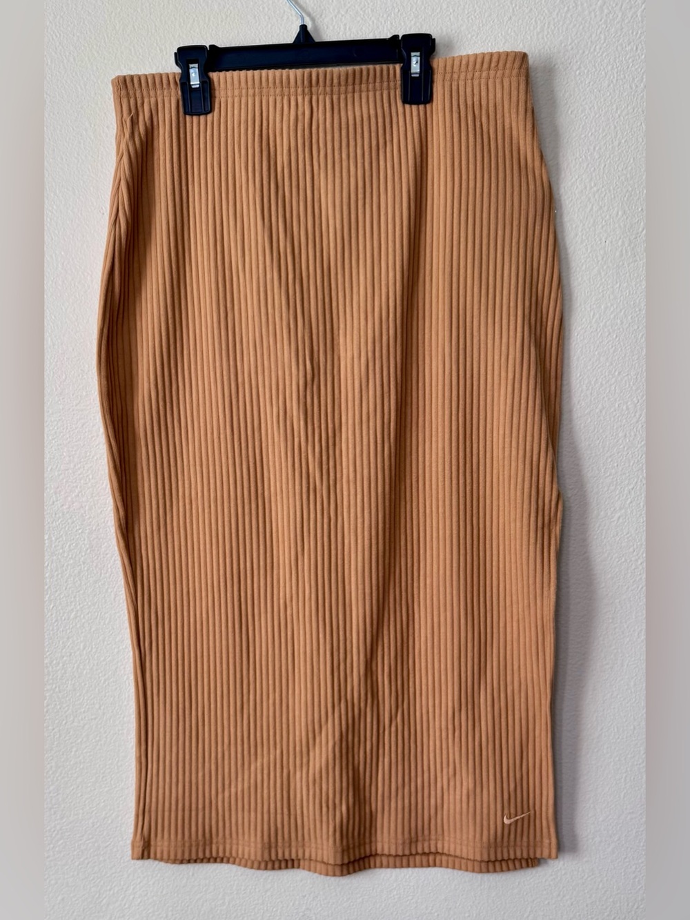 NWT Nike Side Slit Ribbed Midi Skirt Brown Tan Slim Fit Women’s Large - Picture 2 of 7